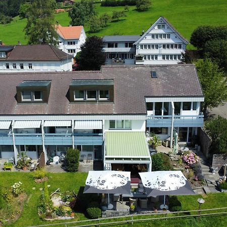 Games Garni Hotel Saentis Teufen Exterior photo